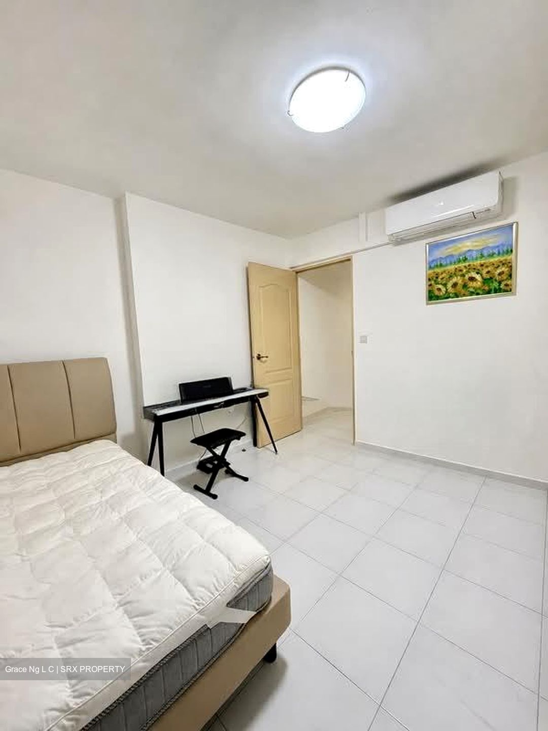 Blk 182 Edgefield Plains (Punggol), HDB Executive #556465601